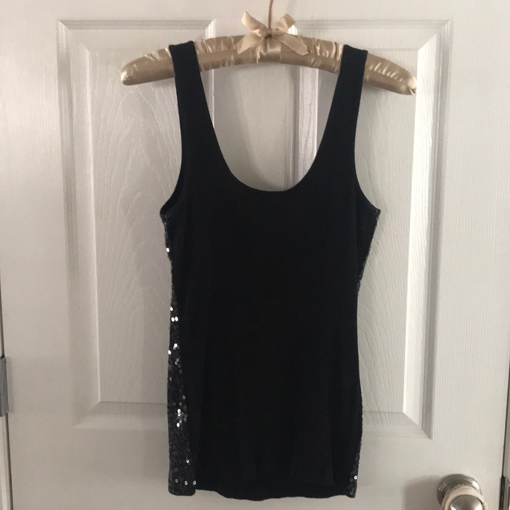 Sequence Tank - Picture 3 of 3